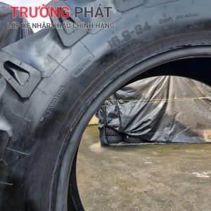 Lốp Xe Máy Cày 16.9-34_N8_FARMGRIP_MRF (V)