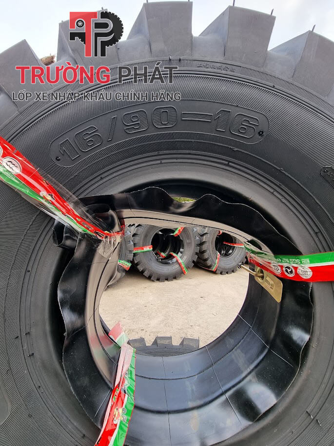 Lốp Xe Máy Xúc 16/90‐16-12PR-E3/L3-TT-FOREVER
