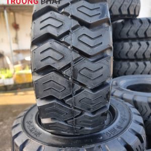 Lốp Xe Nâng 18x7-84.33 MRF
