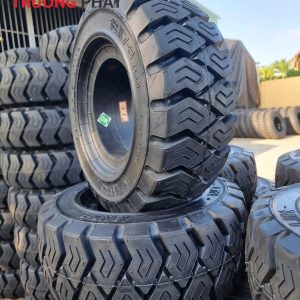Lốp Xe Nâng 18x7-84.33 MRF